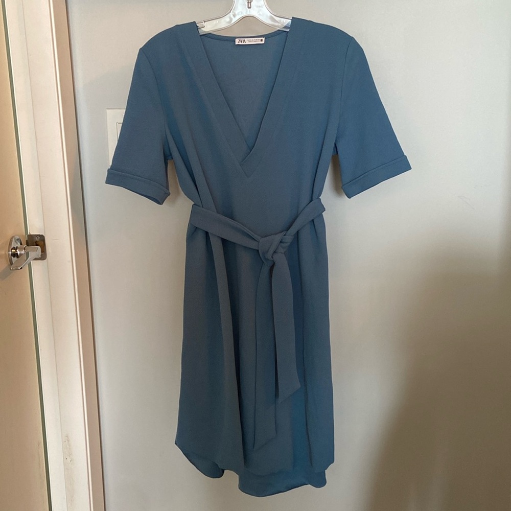 ZARA Belted Vneck midi dress in teal blue / Size SMALL